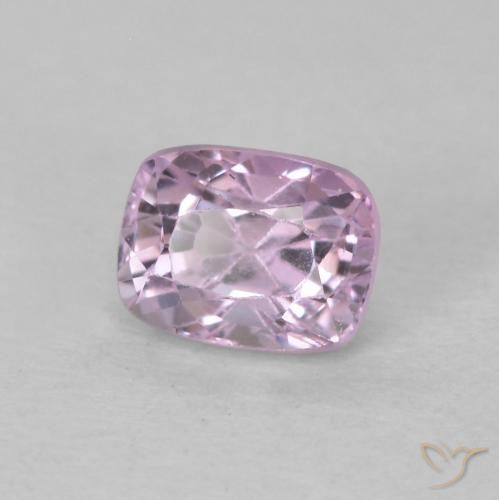 Spinelle Violet clair naturelle Coussin, 0.50 ct, VS