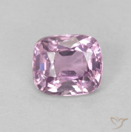0.53ct Naturel Pourpre très clair Spinelle, Coussin, VS