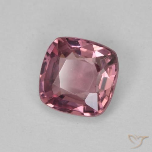 Spinelle Rose vif naturelle Coussin, 0.55 ct, VVS