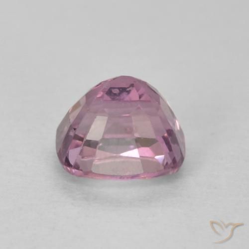 Spinelle Magenta léger naturelle Coussin, 0.77 ct, VS