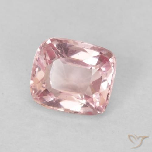 Spinelle Rose clair naturelle Coussin, 0.52 ct, VVS