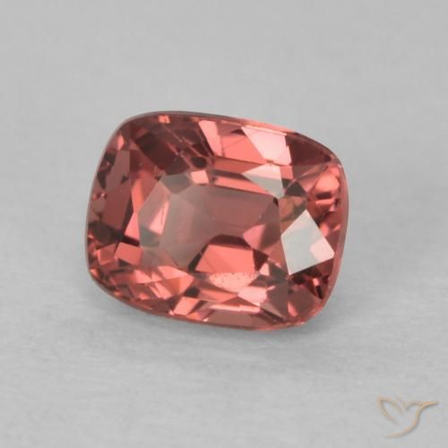 Spinelle Magenta profond naturelle Coussin, 0.63 ct, VVS
