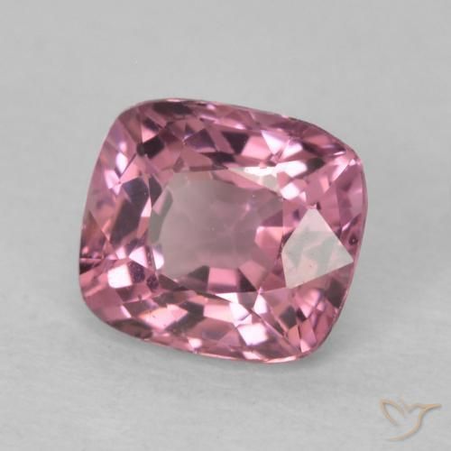 Spinelle Lavande profond naturelle Coussin, 0.74 ct, VVS
