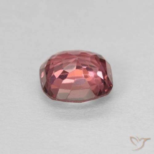 Spinelle Violet foncé naturelle Coussin, 0.67 ct, VVS-VS