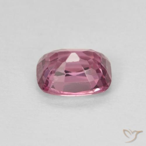 Spinelle Rose vif naturelle Coussin, 0.65 ct, VVS-VS