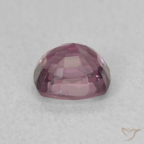 Spinelle Boysenberry naturelle Coussin, 0.56 ct, VVS