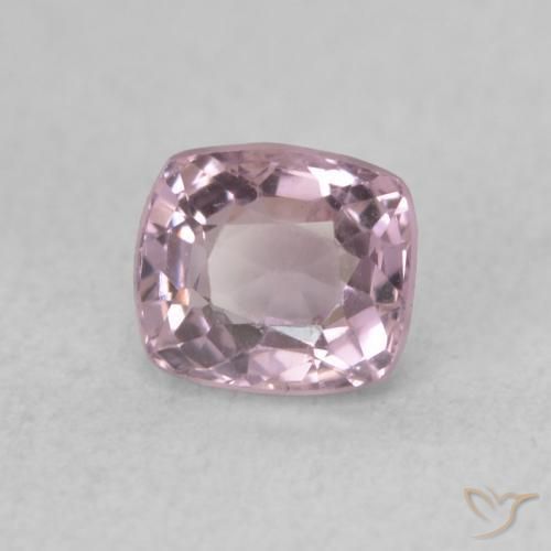 Spinelle Violet clair naturelle Coussin, 0.56 ct, VVS