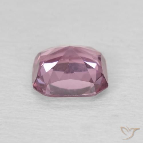 Spinelle Pourpre moyen naturelle Octogone / coupe Émeraude, 0.78 ct, VVS-VS