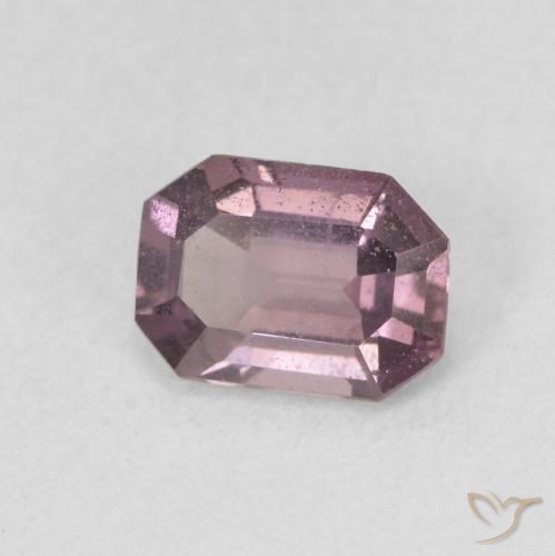 Spinelle Pourpre moyen naturelle Octogone / coupe Émeraude, 0.70 ct, VS