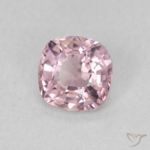 Spinelle Rose clair naturelle Coussin, 0.58 ct, VS