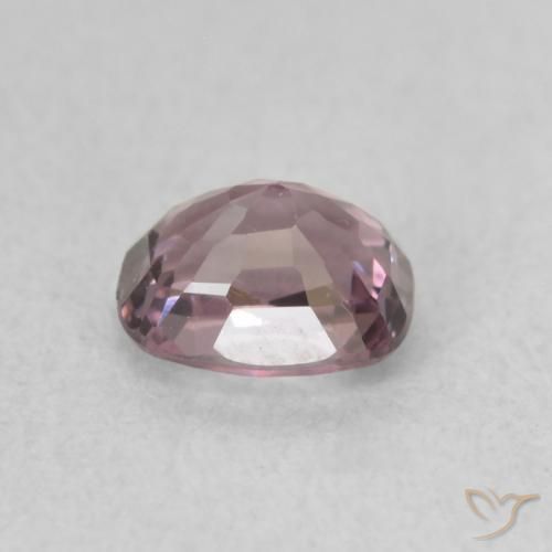 Spinelle Pourpre moyen naturelle Coussin, 0.75 ct, VVS