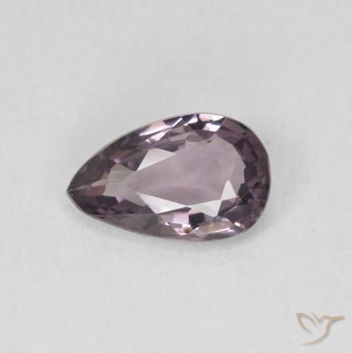 Spinelle Pourpre foncé naturelle En forme de poire, 0.96 ct, VVS-VS