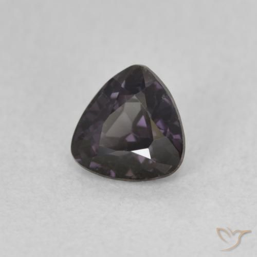 Spinelle Blackish Violet naturelle Trillion, 0.60 ct, VVS-VS