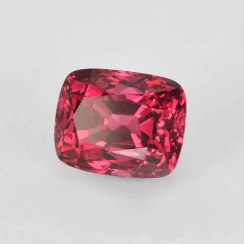 Spinelle Rouge foncé naturelle Coussin, 1.46 ct, VVS-VS