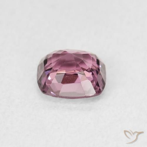 Spinelle Violet clair naturelle Coussin, 0.84 ct, VS