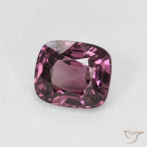 Spinelle Pourpre foncé naturelle Coussin, 1.20 ct, VS