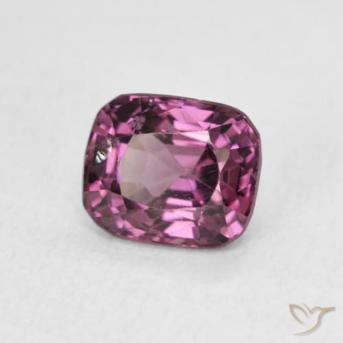 Spinelle Pourpre Sangria naturelle Coussin, 1.31 ct, VS