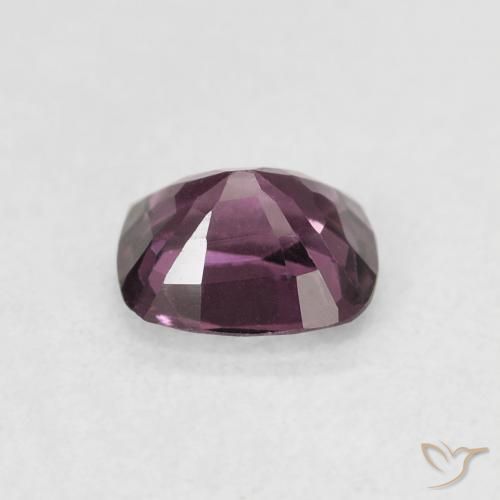 Spinelle Violet foncé naturelle Coussin, 0.86 ct, VS