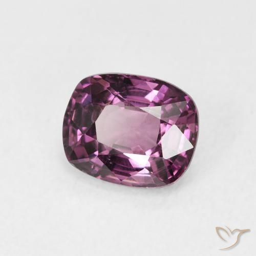Spinelle Violet rougeâtre naturelle Coussin, 1.15 ct, VVS-VS