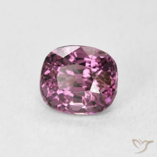 Spinelle Violet rougeâtre naturelle Coussin, 1.08 ct, VS
