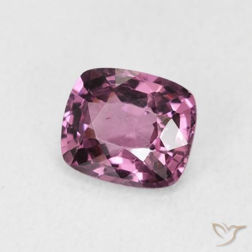 Spinelle Pourpre foncé naturelle Coussin, 1.14 ct, VS