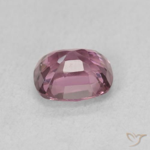 Spinelle Pourpre moyen naturelle Coussin, 0.99 ct, VVS