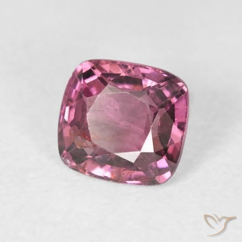 Spinelle Pourpre moyen naturelle Coussin, 1.15 ct, VS