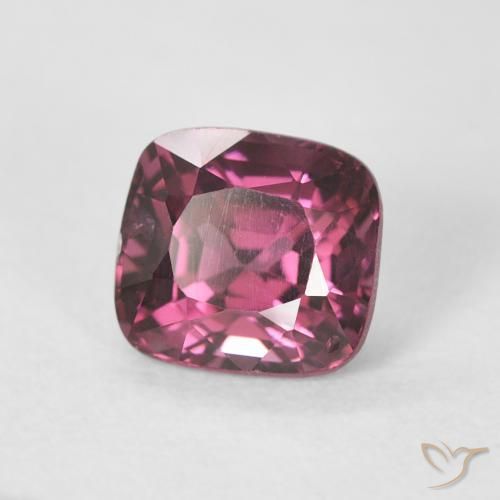 Spinelle Magenta profond naturelle Coussin, 1.11 ct, VS