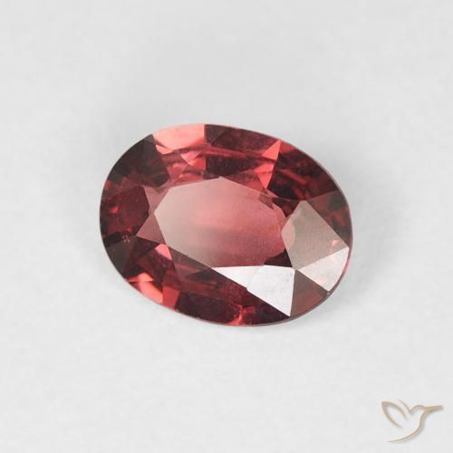 Spinelle Magenta profond naturelle ovale, 0.86 ct, VS