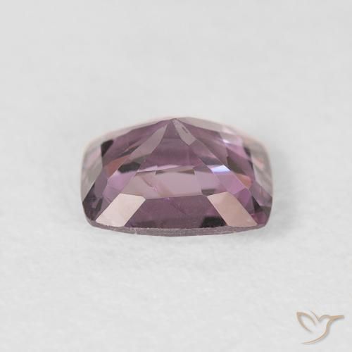 Spinelle Pourpre moyen naturelle Coussin, 0.95 ct, VS