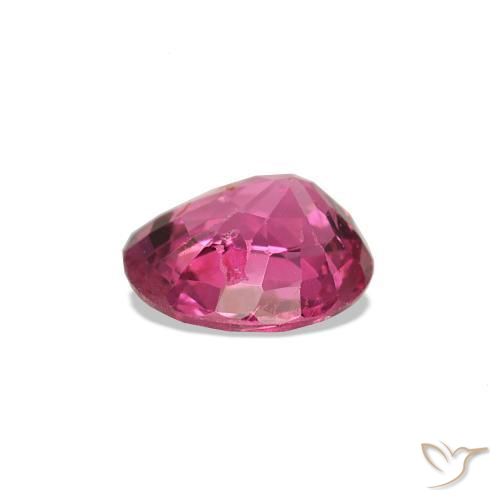 Spinelle Magenta profond naturelle Coupe ovale, 0.95 ct, VS-SI