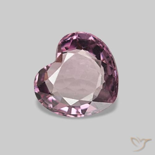 Spinelle pourpre naturelle forme de coeur, 0,63 ct, VVS