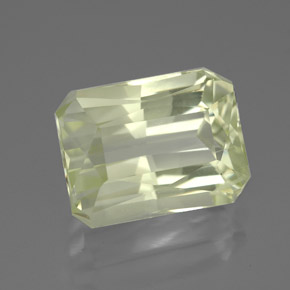 Spodumène Jaune clair naturelle Taille émeraude, 7.11 ct, VVS-VS