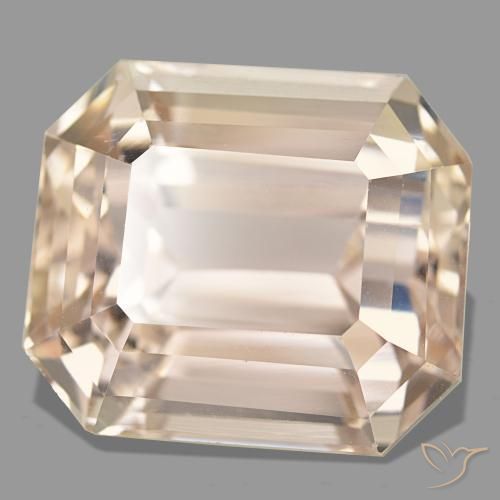 Spodumène orange naturelle taille émeraude, 33,32 ct, VVS-VS