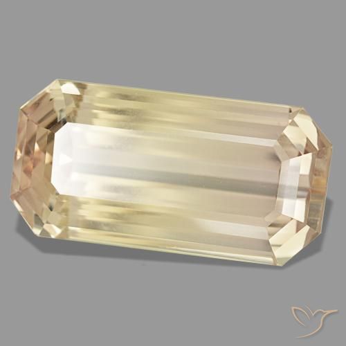 Spodumène orange naturelle taille émeraude, 122,78 ct, VVS