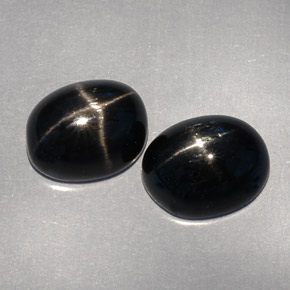 Achetez naturel ct noir diopside étoilé gems, coupe ovale, en provenance inde chez gemselect. en stock, livraison internationale!