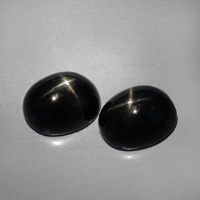 Achetez naturel ct noir diopside étoilé gems, coupe ovale, en provenance inde chez gemselect. en stock, livraison internationale!