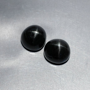Achetez naturel ct noir diopside étoilé gems, coupe ovale, en provenance inde chez gemselect. en stock, livraison internationale!