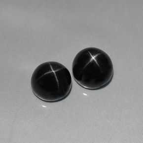 Achetez naturel ct noir diopside étoilé gems, coupe roude, en provenance inde chez gemselect. en stock, livraison internationale!