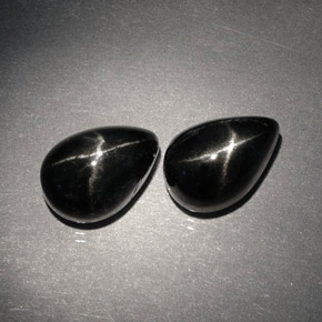 Achetez naturel ct noir diopside étoilé gems, en forme de poire, en provenance inde chez gemselect. en stock, livraison internationale!
