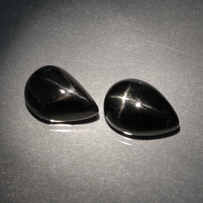 Achetez naturel ct noir diopside étoilé gems, en forme de poire, en provenance inde chez gemselect. en stock, livraison internationale!