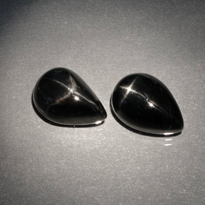 Achetez naturel ct noir diopside étoilé gems, en forme de poire, en provenance inde chez gemselect. en stock, livraison internationale!