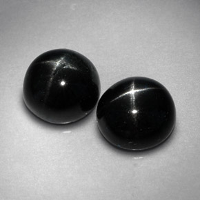 Achetez naturel ct noir diopside étoilé gems, coupe roude, en provenance inde chez gemselect. en stock, livraison internationale!