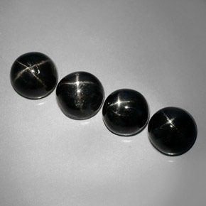 Achetez naturel ct noir diopside étoilé gems, coupe roude, en provenance inde chez gemselect. en stock, livraison internationale!