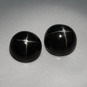 Achetez naturel ct noir diopside étoilé gems, coupe roude, en provenance inde chez gemselect. en stock, livraison internationale!