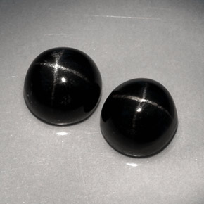 Achetez naturel ct noir diopside étoilé gems, coupe roude, en provenance inde chez gemselect. en stock, livraison internationale!