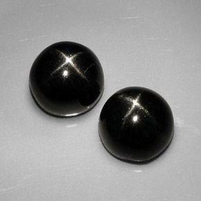 Achetez naturel ct noir diopside étoilé gems, coupe roude, en provenance inde chez gemselect. en stock, livraison internationale!