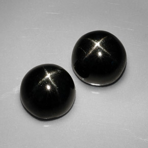 Achetez naturel ct noir diopside étoilé gems, coupe roude, en provenance inde chez gemselect. en stock, livraison internationale!