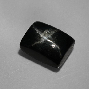 Diopside étoilé noir naturelle baguette, 2,92 ct, opaque