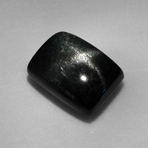 Diopside étoilé noir naturelle baguette, 1,87 ct, opaque